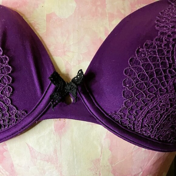 NWOT 34C VICTORIAS SECRET BODY LINED PERFECT COVERAGE PLUM UNDERWIRE BRA - Picture 4 of 10